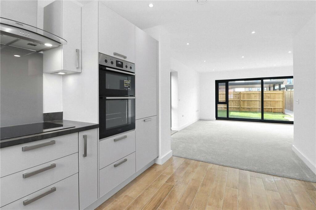 Additional property image - Macauley Drive, Eastbourne, East Sussex, BN23