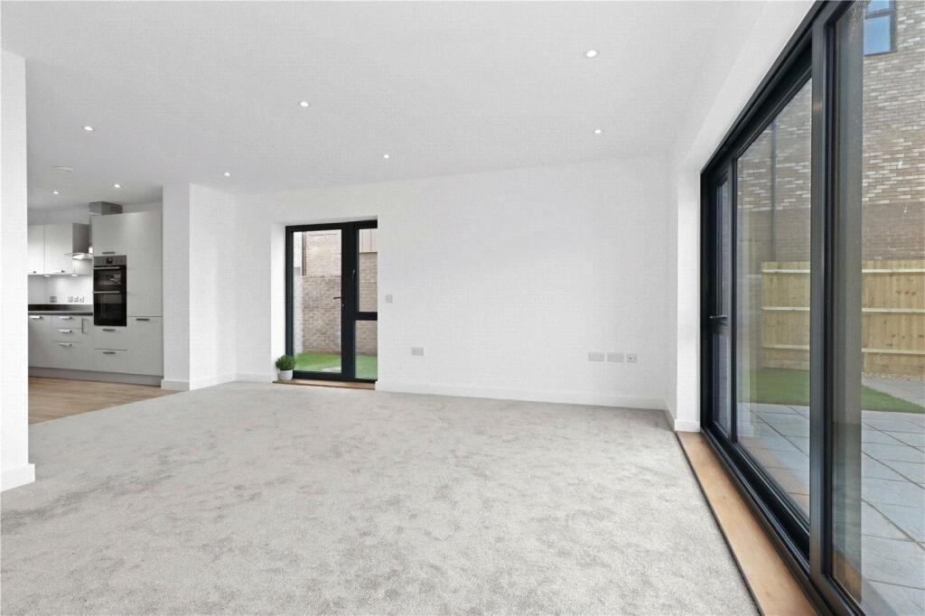 Additional property image - Macauley Drive, Eastbourne, East Sussex, BN23