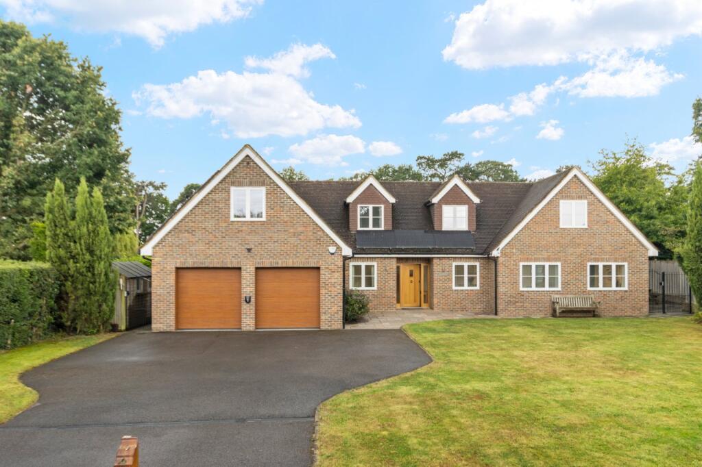 Main image of property: Plovers Barrows, Buxted, Uckfield, East Sussex, TN22