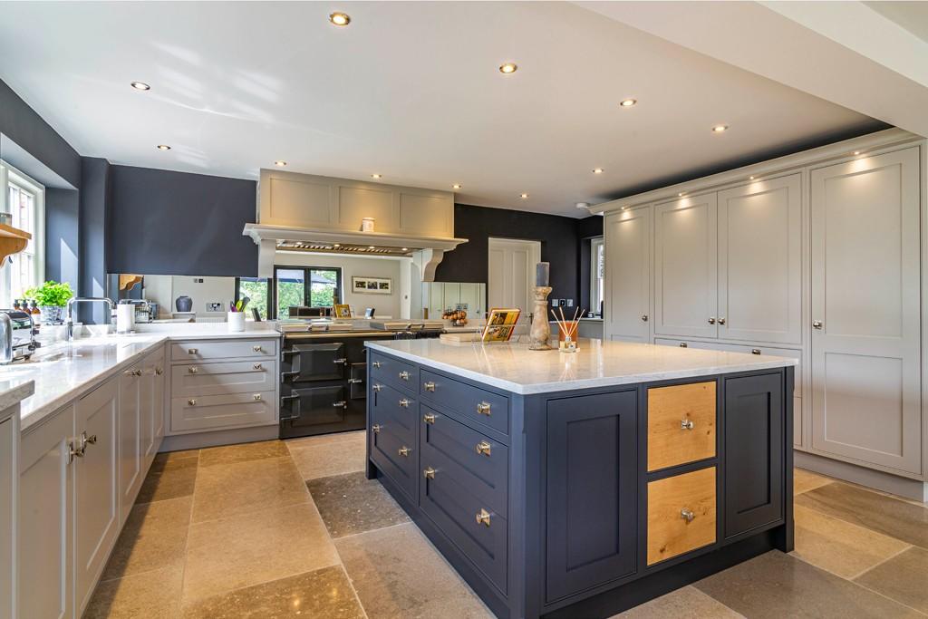 5 bedroom detached house for sale in Orchard Barn, Saxondale