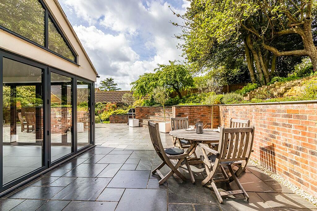 5 bedroom detached house for sale in The Hollies, Bleasby Road