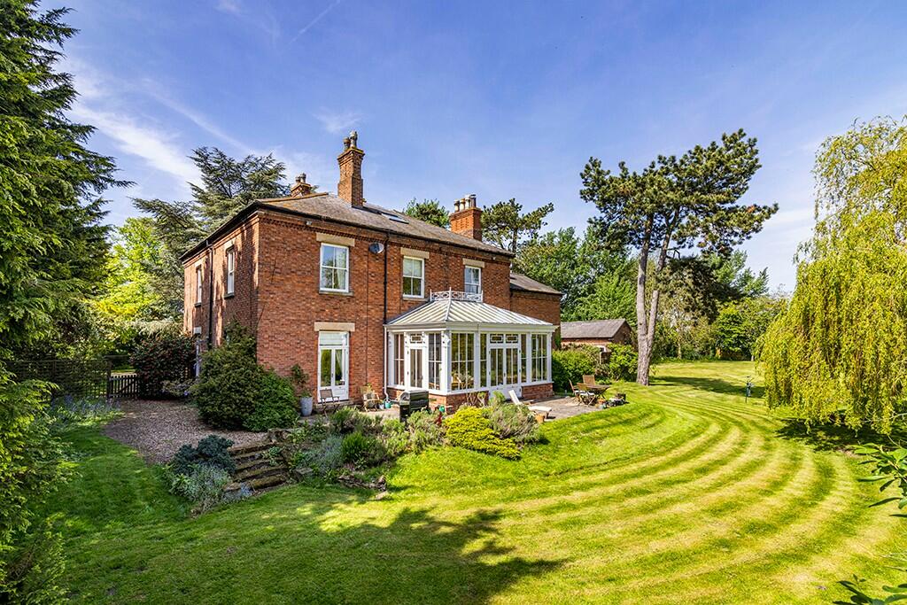 Main image of property: The Manor House, Ollerton Road, Little Carlton, Nottinghamshire NG23 6BX
