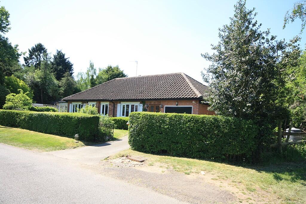 Main image of property: Willow Brook, Back Lane, Cropwell Butler, Nottinghamshire NG12 3AD