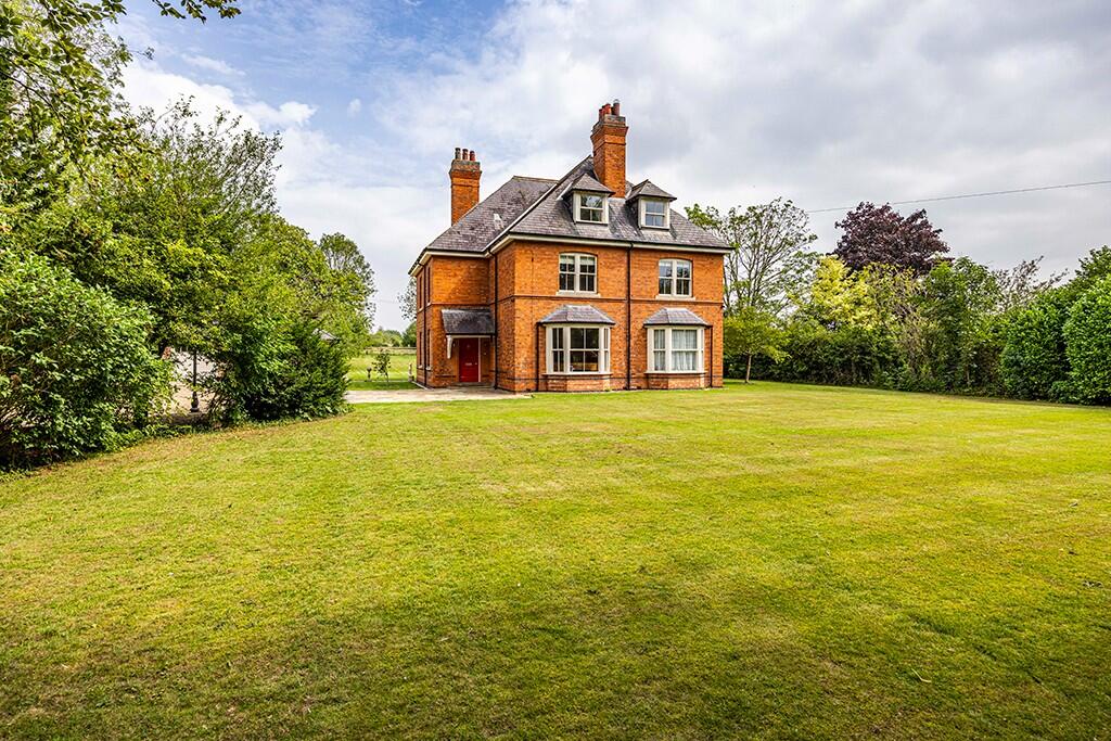 Main image of property: Beech House, Norwell Road, Caunton, Nottinghamshire NG23 6AF