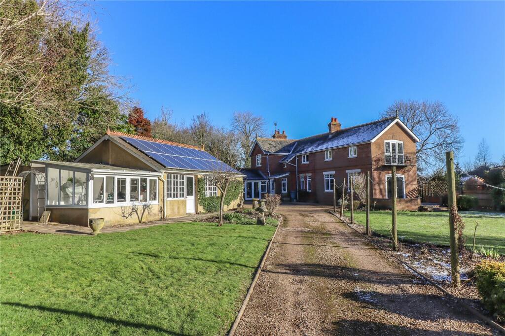 4 bedroom detached house for sale in Newton Toney, Salisbury, Wiltshire