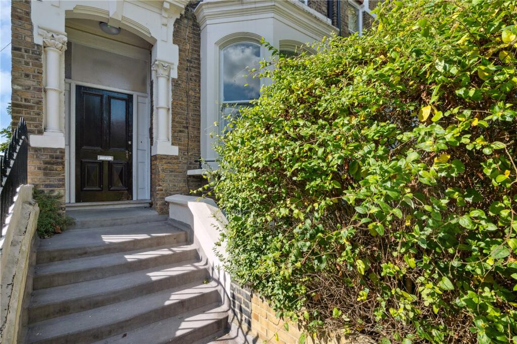 Main image of property: Thornhill Road, London, N1