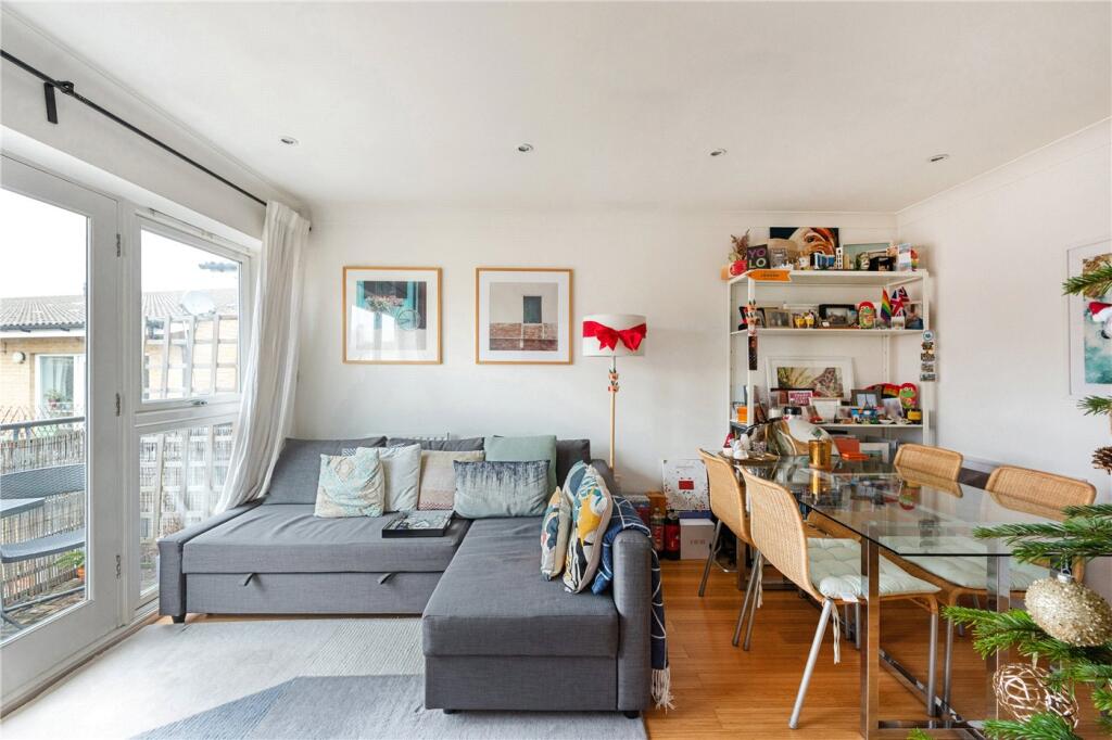 Main image of property: Essex Road, London, N1