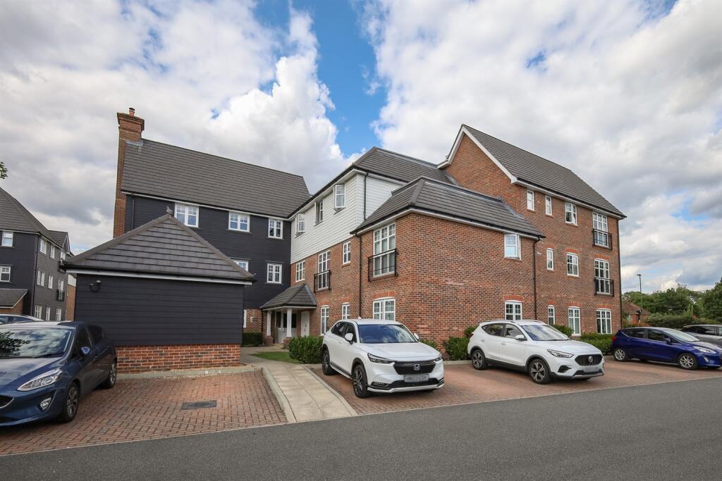 Main image of property: Willow House, Kensett Avenue, Southwater, Horsham, RH13