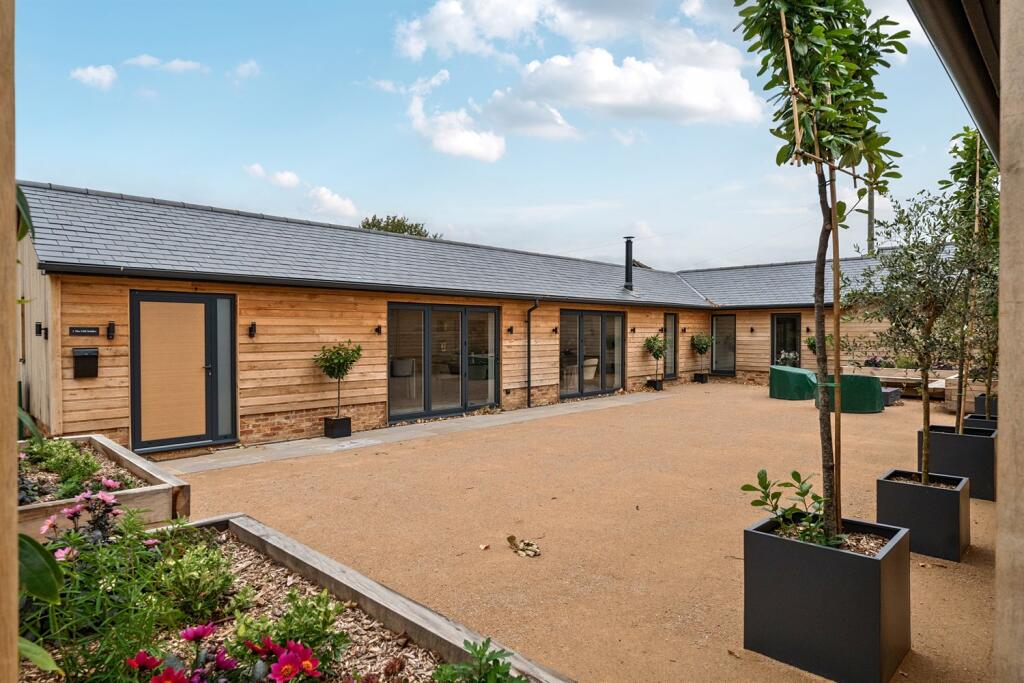 Main image of property: The Old Stables, Old Wattlehurst Farm, Dorking Road, Kingsfold, Horsham, RH12