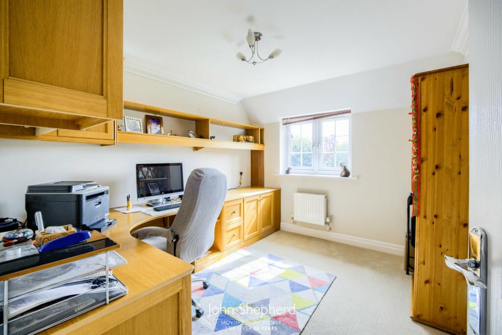 Additional property image - Warren Close, Earlswood, Solihull, Warwickshire, B94