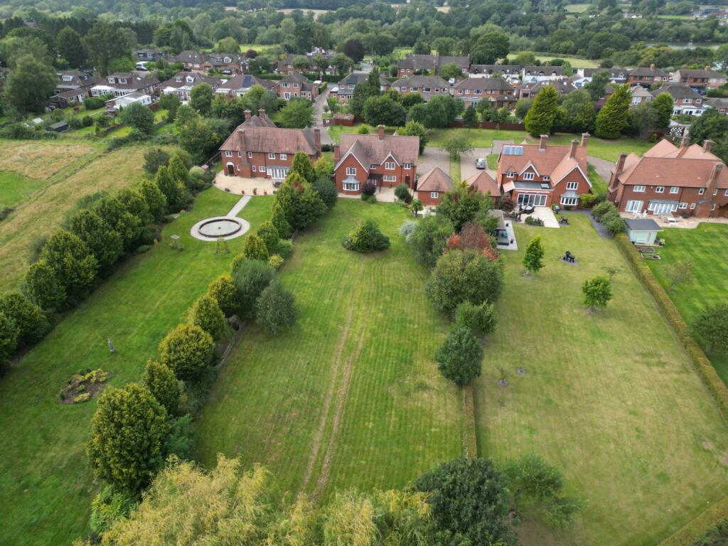 Additional property image - Warren Close, Earlswood, Solihull, Warwickshire, B94