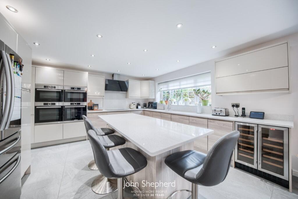 Additional property image - Tythe Barn Lane, Shirley, Solihull, West Midlands, B90