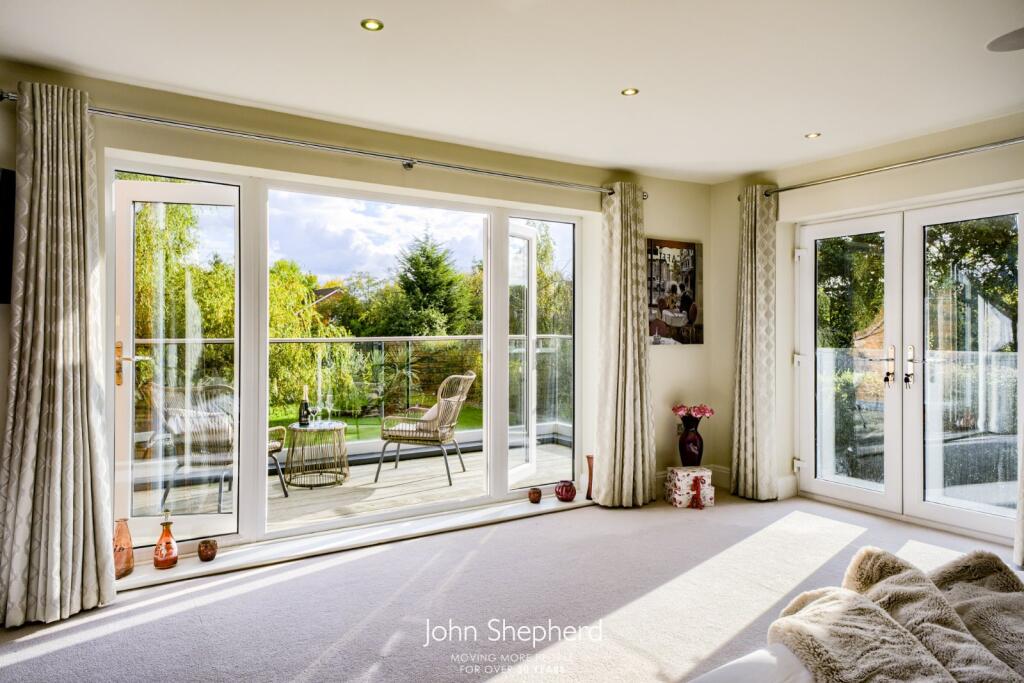 Additional property image - Whitefields Road, Solihull, West Midlands, B91