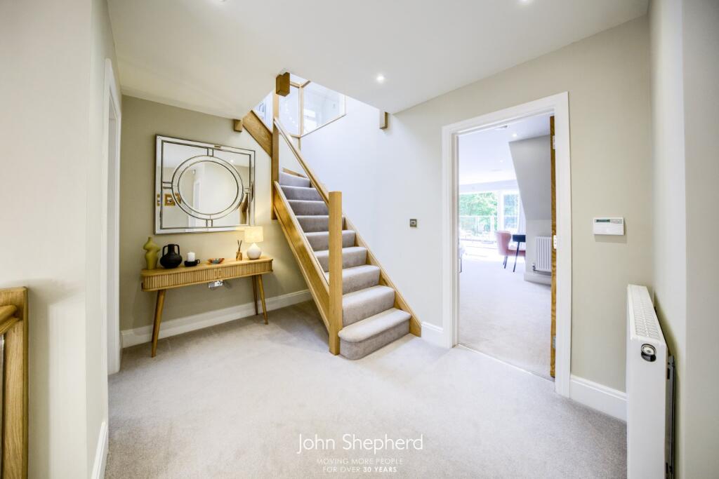 Additional property image - Whitefields Road, Solihull, West Midlands, B91