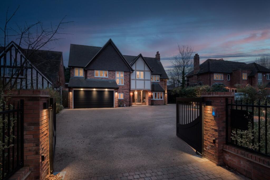 Additional property image - Whitefields Road, Solihull, West Midlands, B91