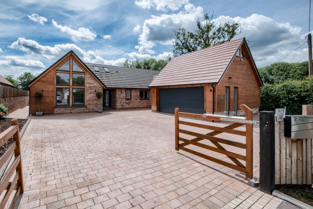 Main image of property: Haye Lane, Mappleborough Green, Studley, Warwickshire, B80
