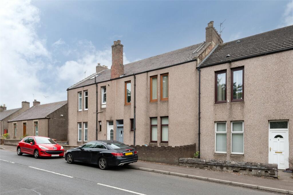 2 bedroom flat for sale in Kennoway Road, Windygates, Leven, KY8