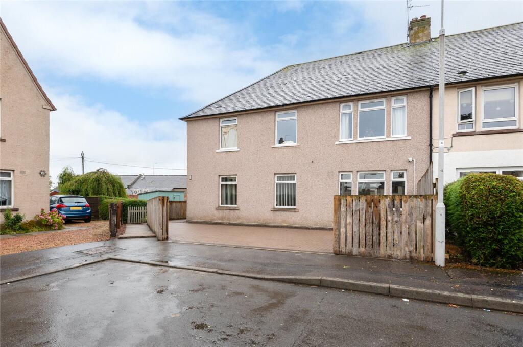 3 bedroom flat