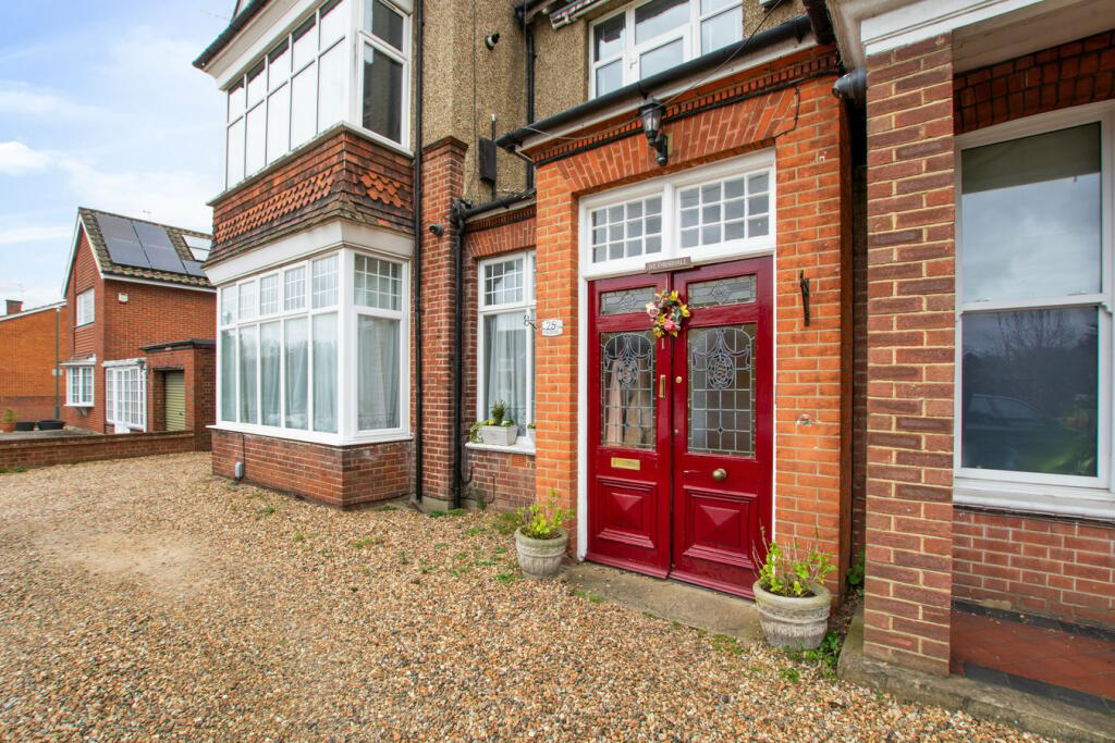 2 bedroom ground floor flat for sale in The Drive, Sidcup, DA14