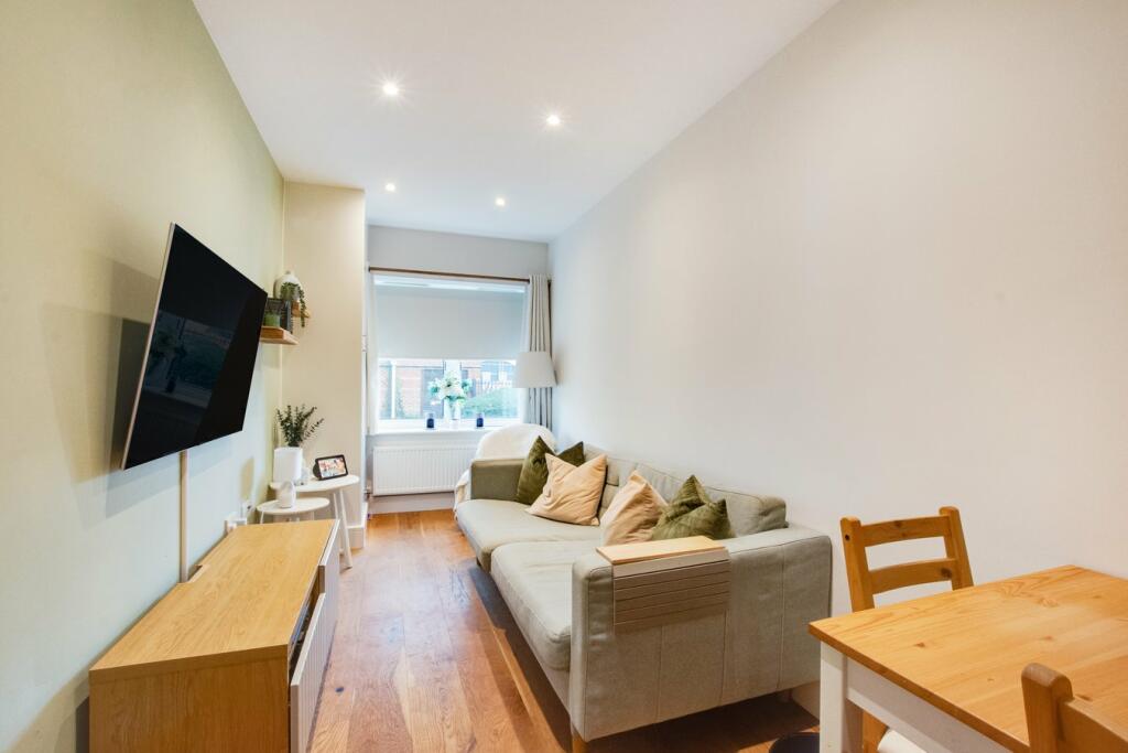 Additional property image - Progressive Close, Sidcup, DA14