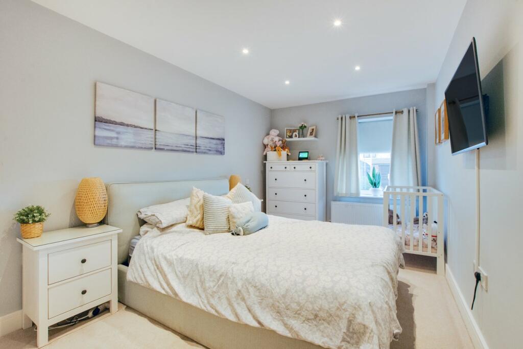 Additional property image - Progressive Close, Sidcup, DA14