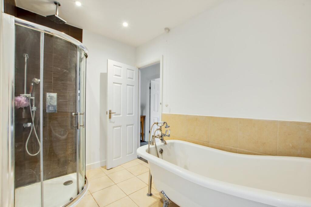 Additional property image - Wyncham Avenue, Sidcup, DA15