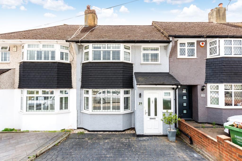 3 bedroom terraced house for sale in Ridgeway West, Sidcup, DA15