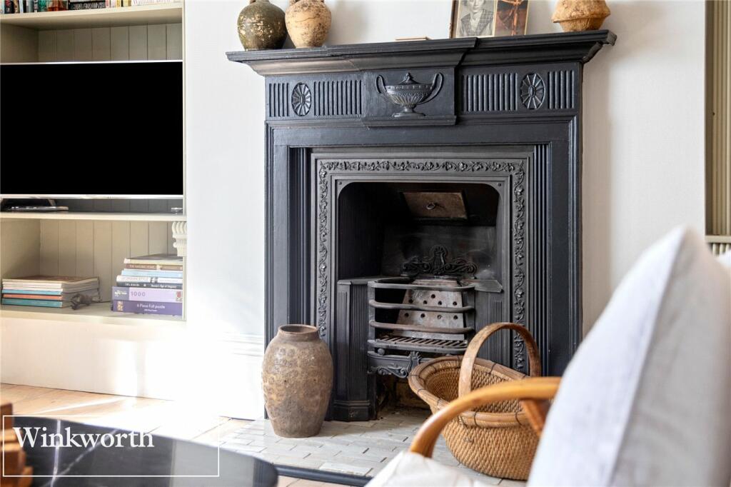 Additional property image - Crescent Place, Brighton, East Sussex, BN2