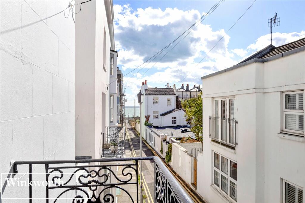 Additional property image - Crescent Place, Brighton, East Sussex, BN2