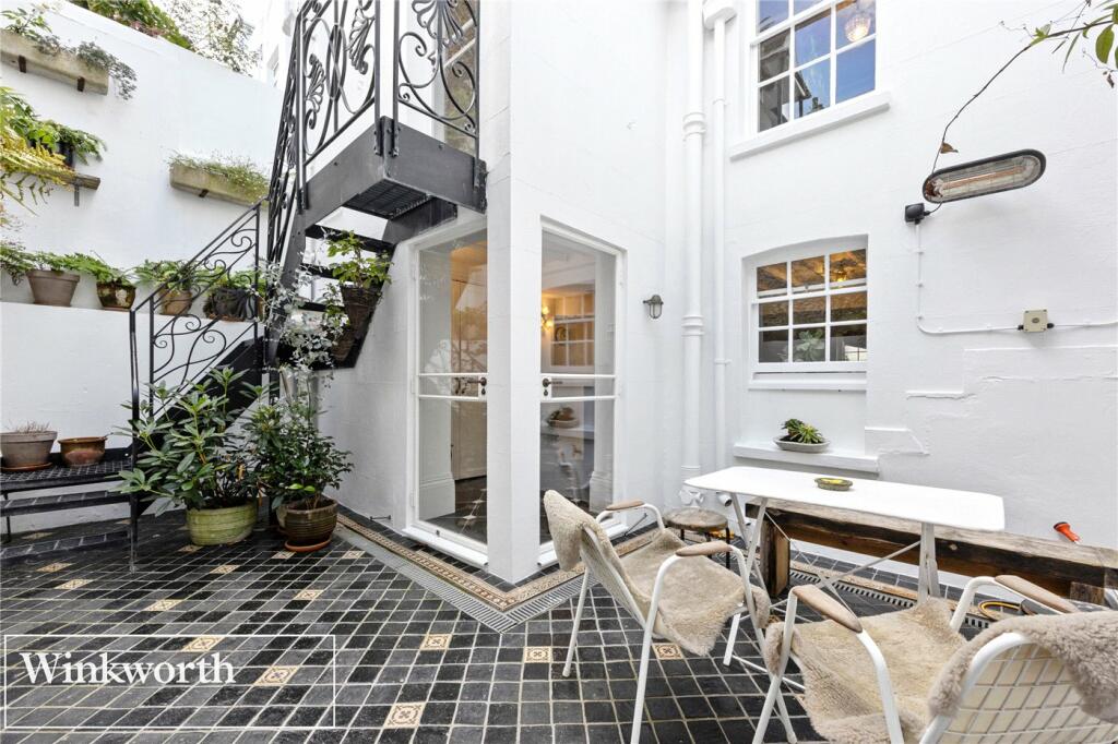 Additional property image - Crescent Place, Brighton, East Sussex, BN2