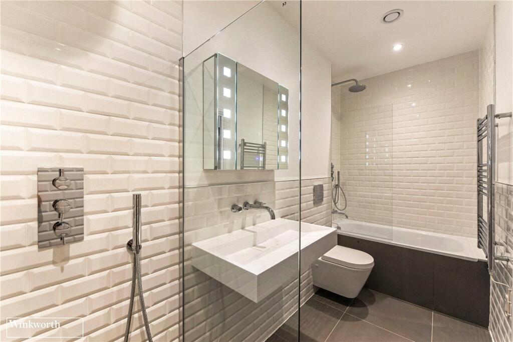 Additional property image - Queens Road, Worthing, West Sussex, BN11