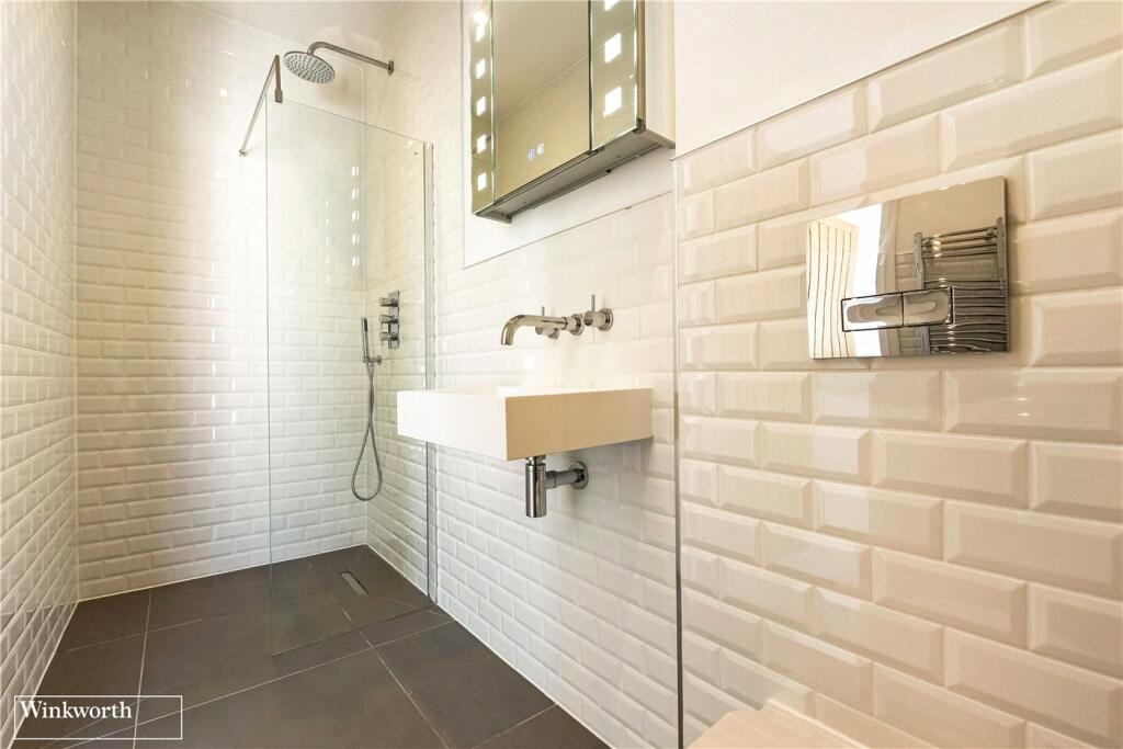 Additional property image - Queens Road, Worthing, West Sussex, BN11