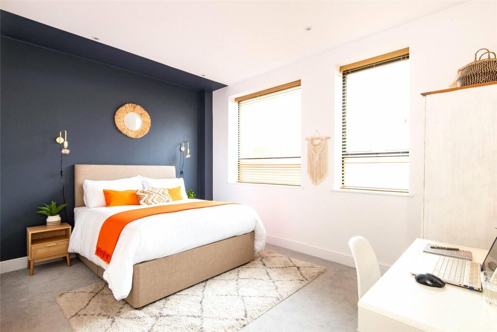Additional property image - Queens Road, Worthing, West Sussex, BN11