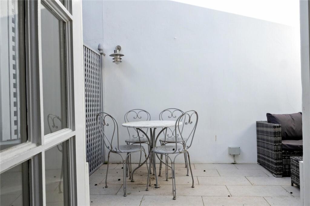 Additional property image - Bloomsbury Place, Brighton, East Sussex, BN2