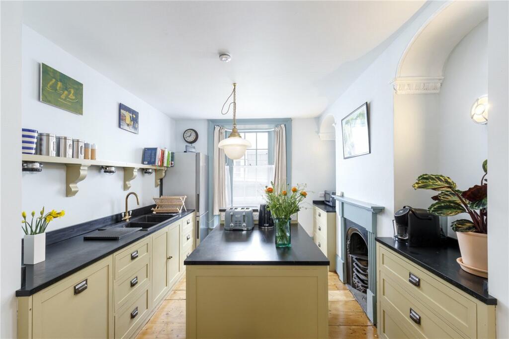 Additional property image - Over Street, Brighton, East Sussex, BN1