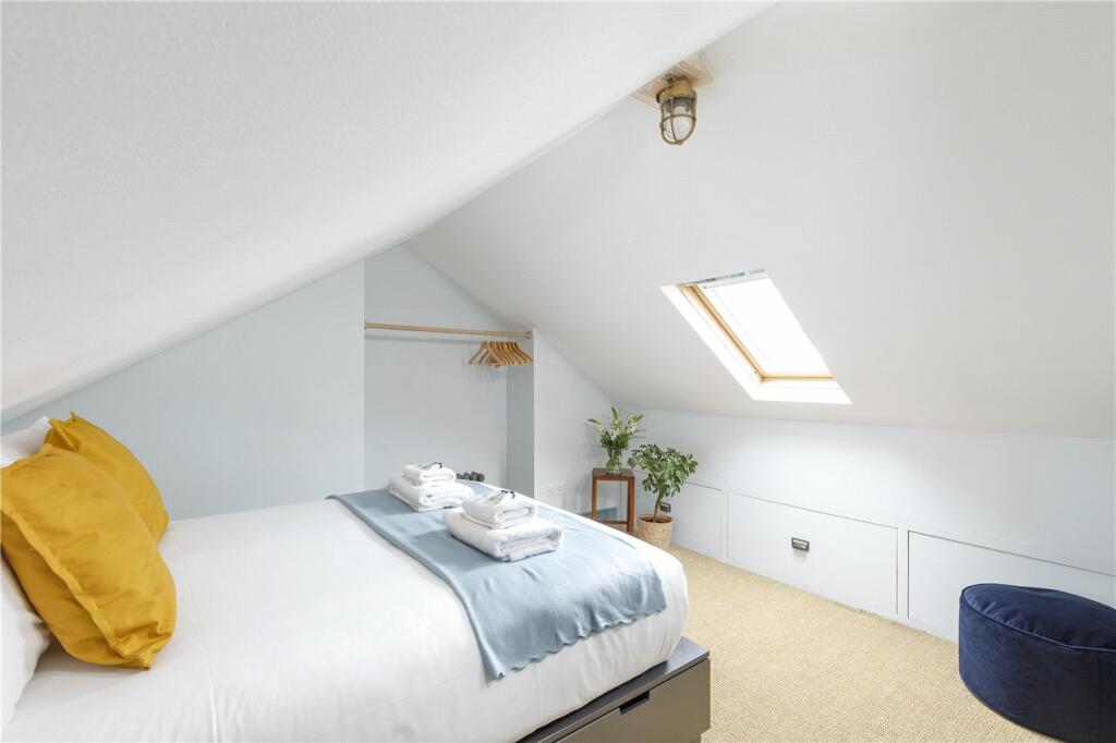 Additional property image - Over Street, Brighton, East Sussex, BN1