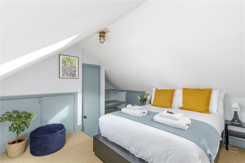 Additional property image - Over Street, Brighton, East Sussex, BN1