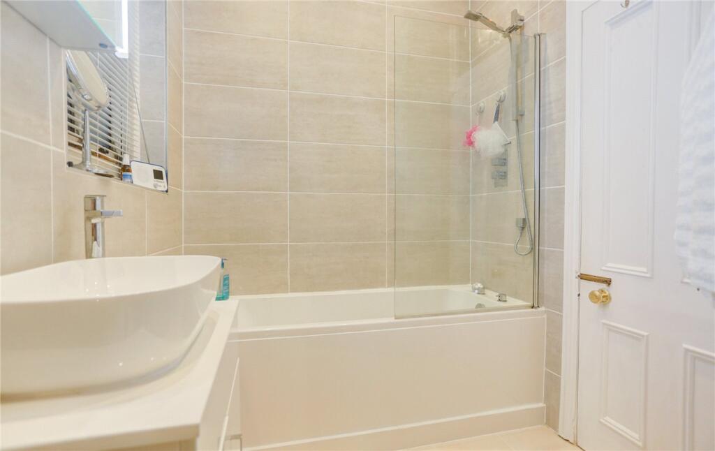 Additional property image - Grand Avenue, Hove, East Sussex, BN3