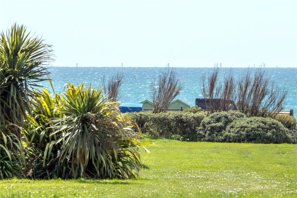 Additional property image - Grand Avenue, Hove, East Sussex, BN3