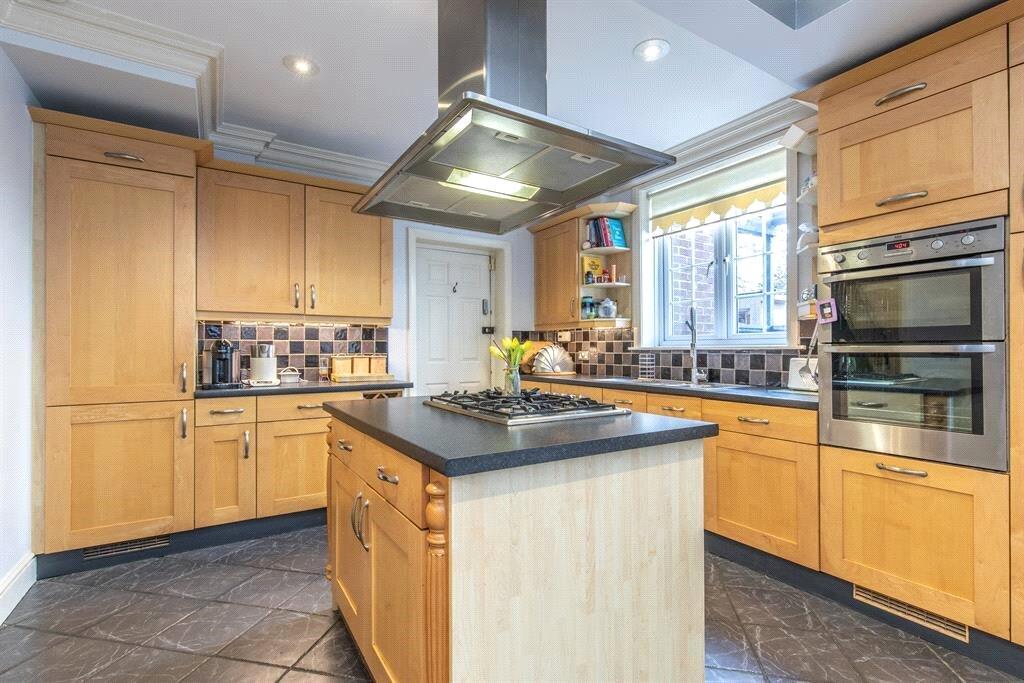Additional property image - Arundel Road, Worthing, West Sussex, BN13