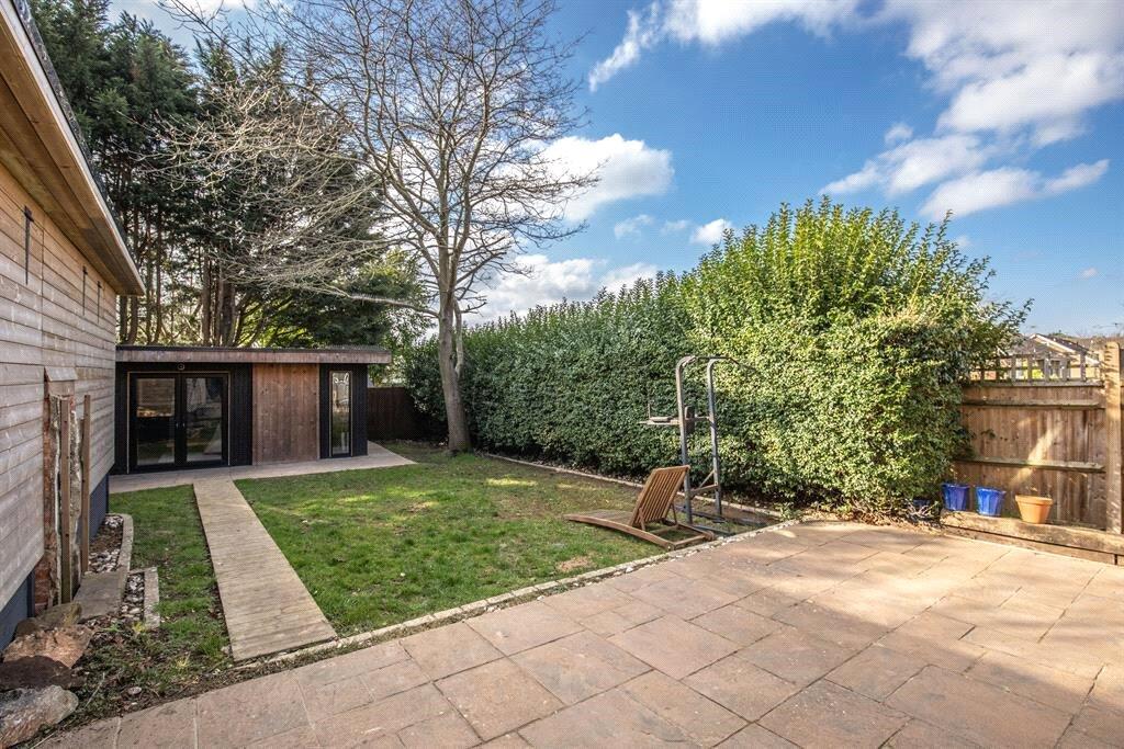 Additional property image - Arundel Road, Worthing, West Sussex, BN13