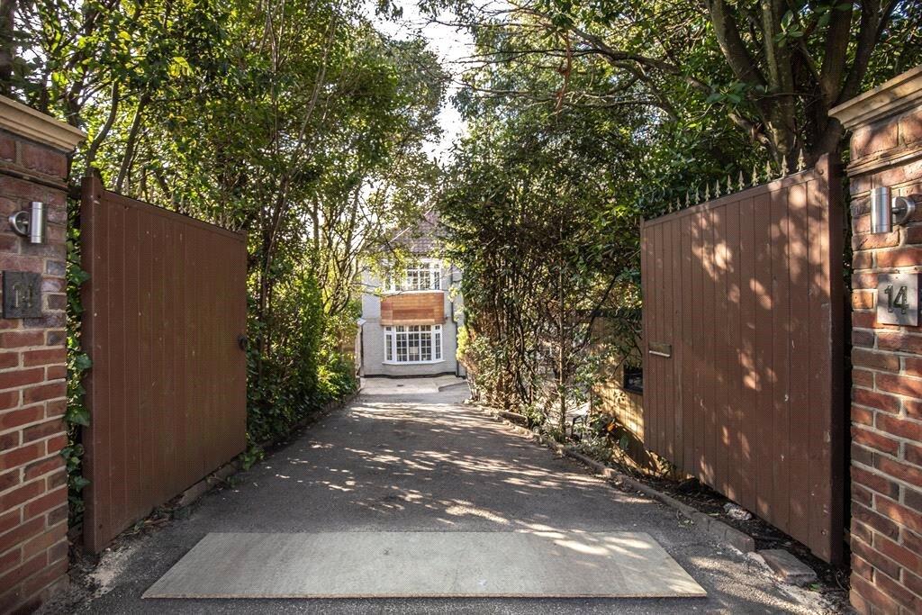 Additional property image - Arundel Road, Worthing, West Sussex, BN13