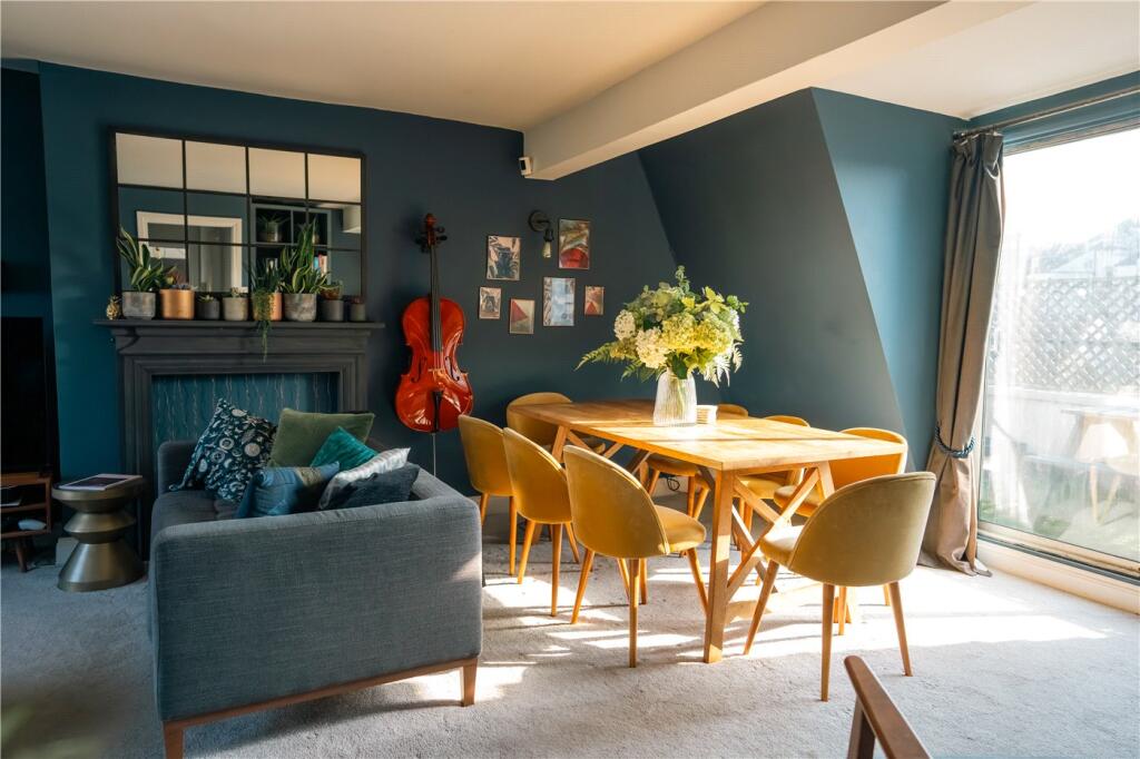 Additional property image - Montpelier Crescent, Brighton, East Sussex, BN1