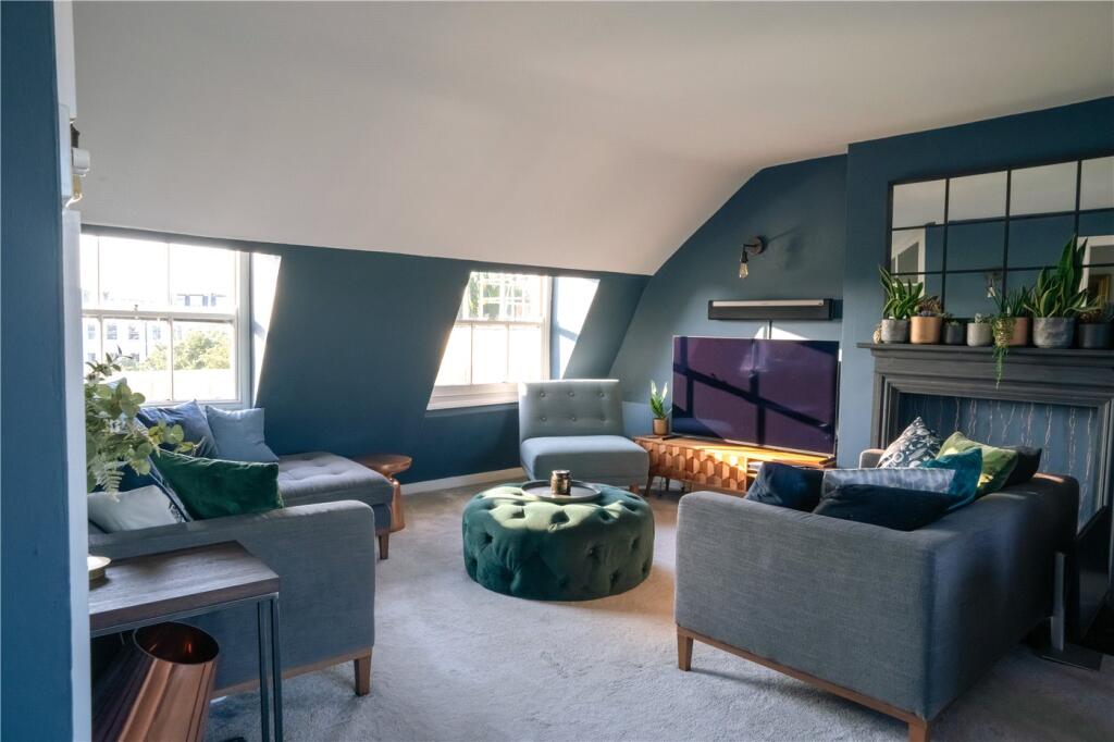 Additional property image - Montpelier Crescent, Brighton, East Sussex, BN1