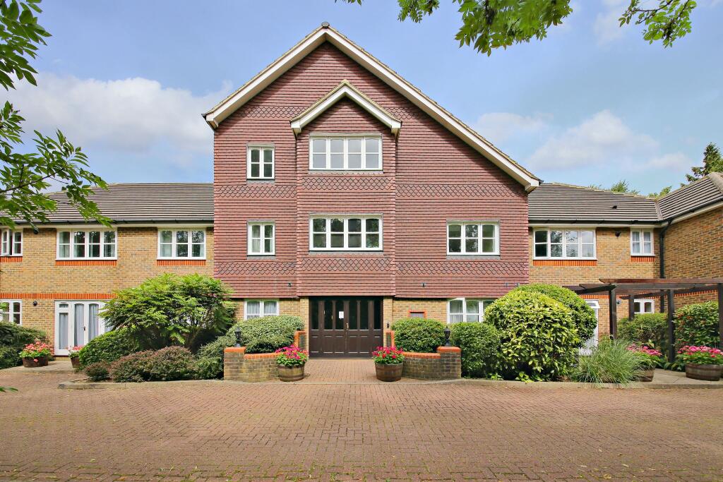 Main image of property: Skillen Lodge, Uxbridge Road, Pinner HA5