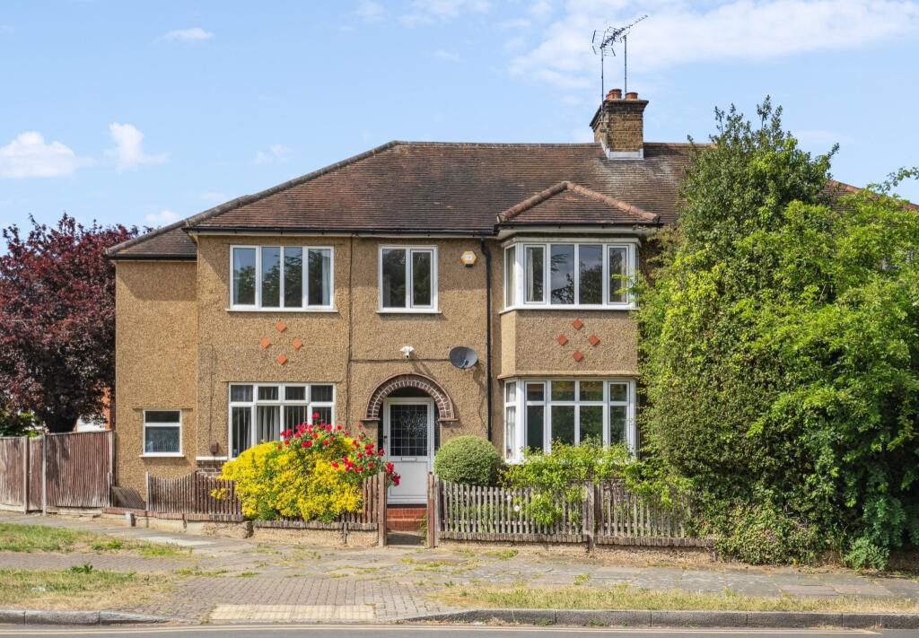 Main image of property: Lincoln Road, North Harrow HA2