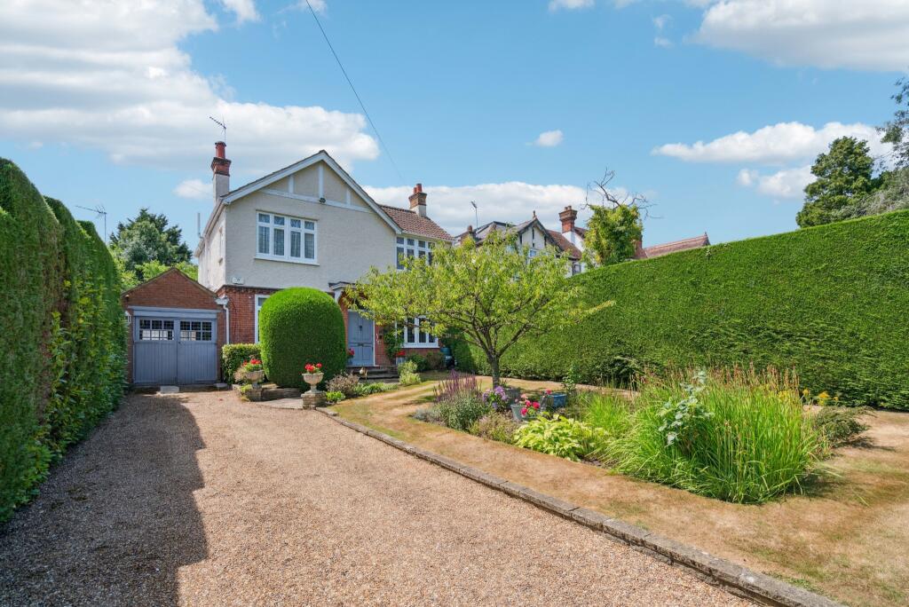 Main image of property: Catlins Lane, Pinner HA5