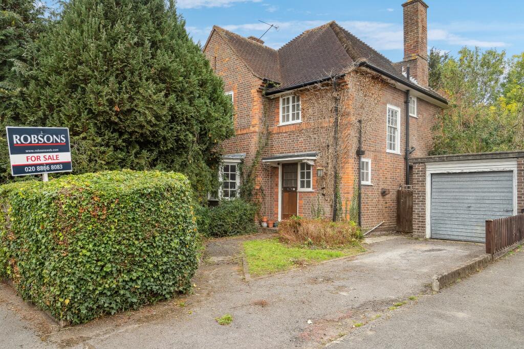 Main image of property: Old South Close, Pinner, HA5