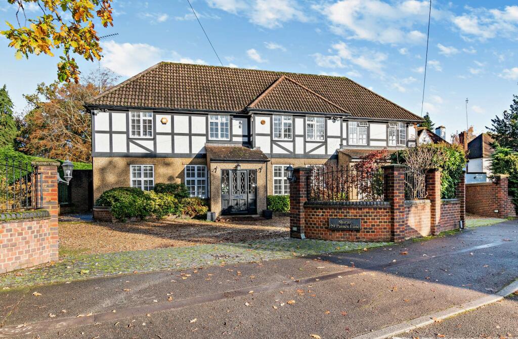 5 bedroom detached house for sale in Paines Lane, Pinner Village, HA5