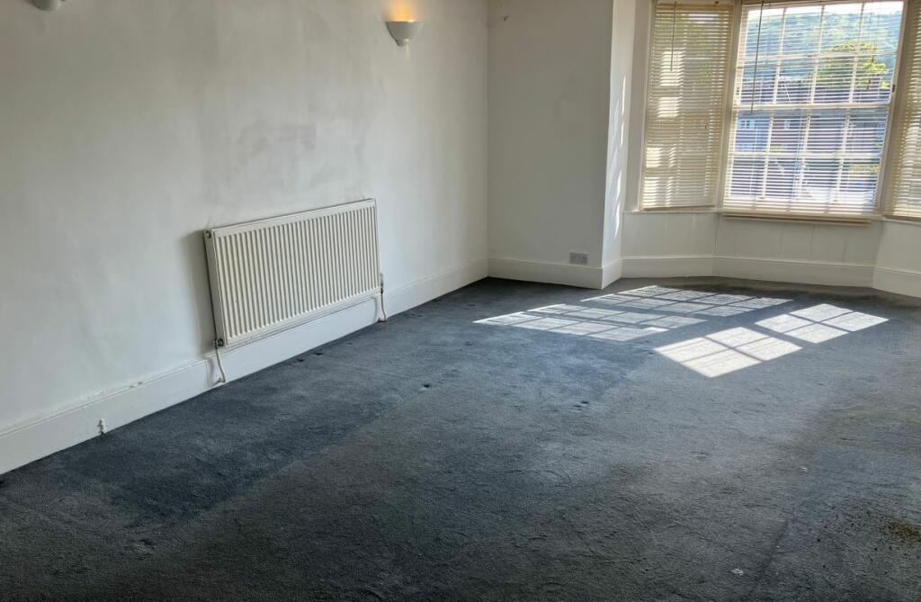 Additional property image - Preston House, 76b High Street, Steyning, BN44 3RD